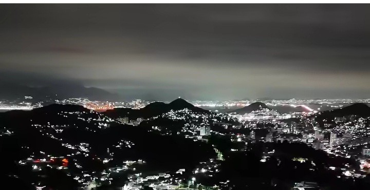 Niterói já tem 89% de iluminação LED. Caramujo está na reta final e depois vem Santa Bárbara