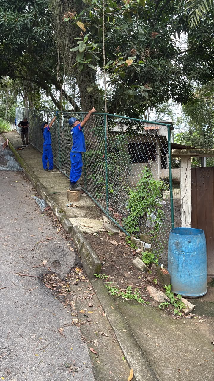 Horto de Itaipu todo cercado