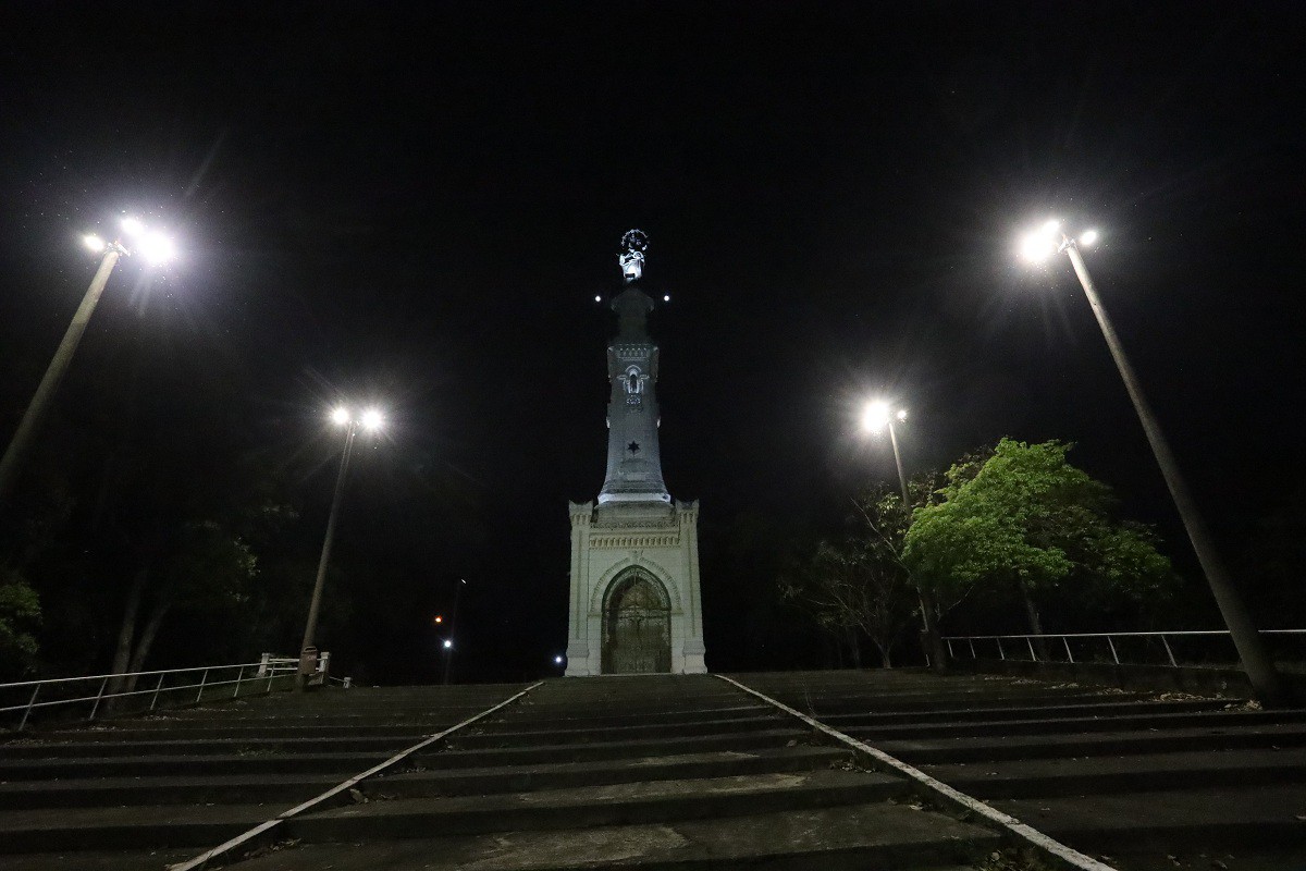Nova iluminação do Monumento de Nossa Senhora Auxiliadora, em Santa Rosa