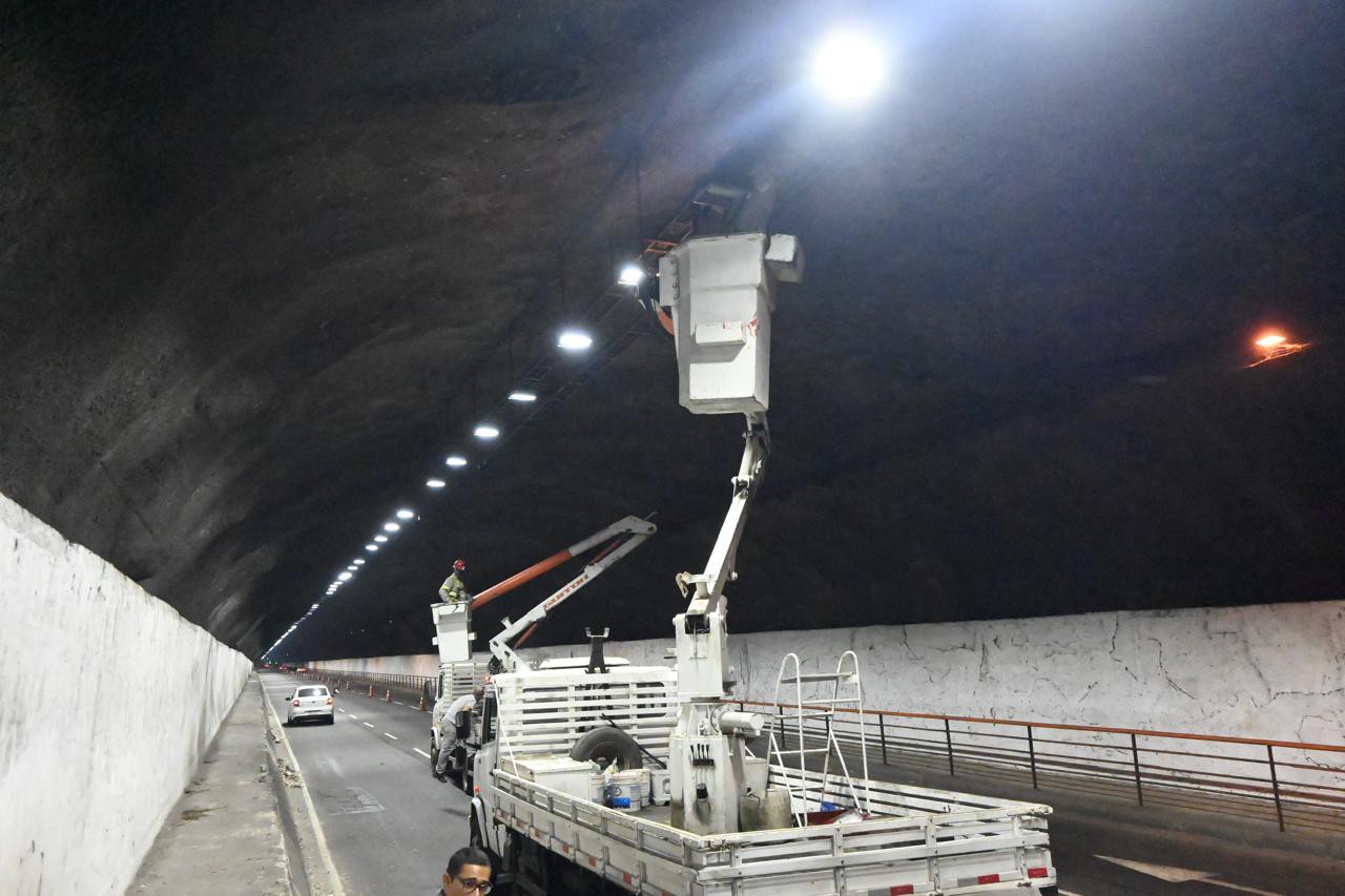 Túneis que ligam Icaraí a São Francisco ganham iluminação LED